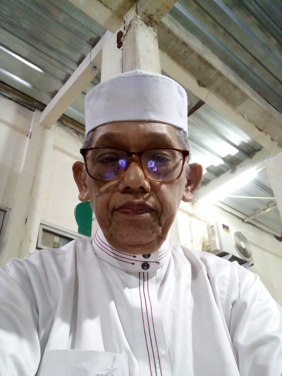 Ceramah ketua Yayasan Guru Tahu Sekolah Raja Jakarta tema