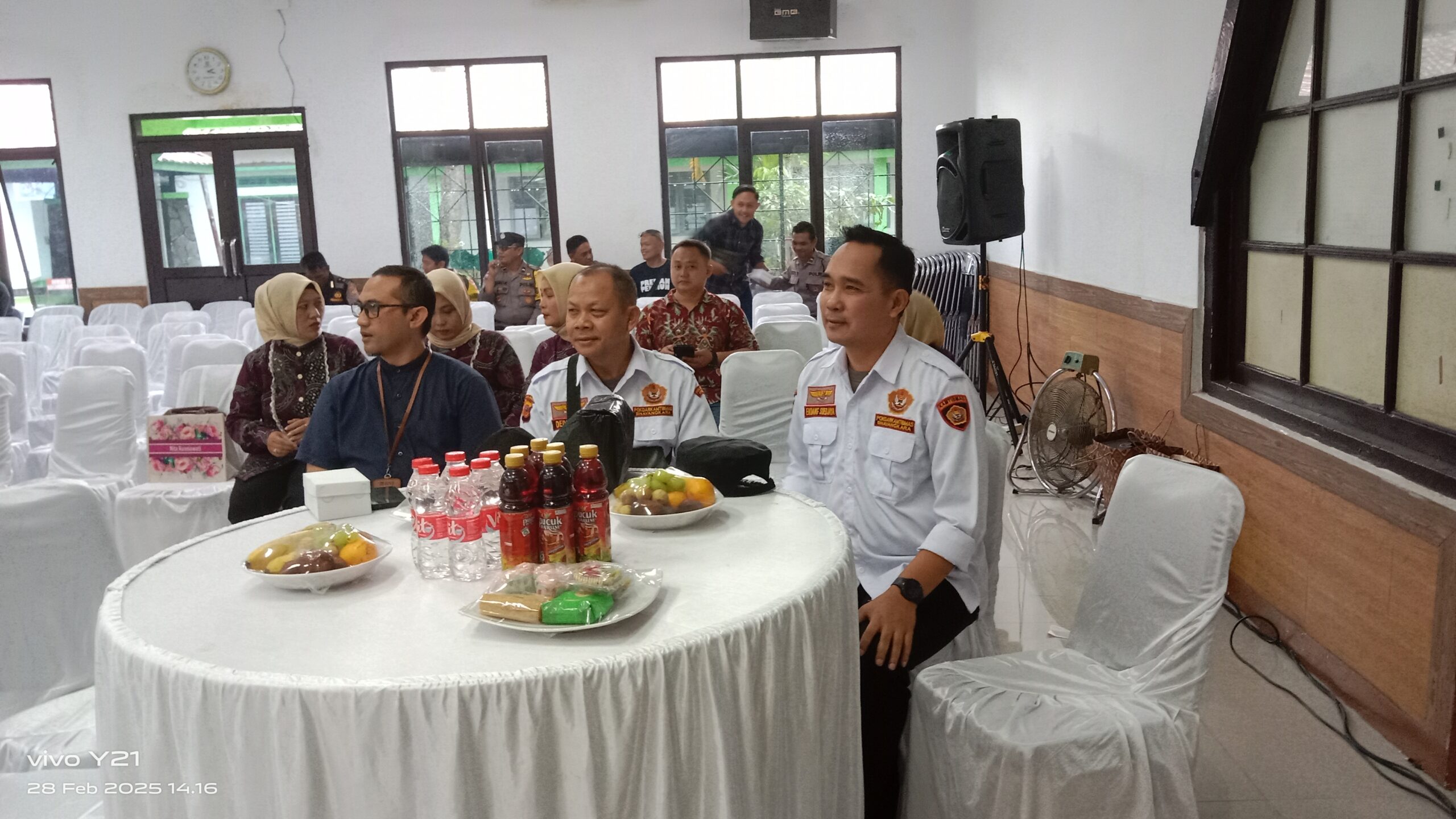 Ketua Pokdar Kamtibmas Beserta Jajaranya Hadiri Acara Pisah Sambut Kapolsek Cicalengka