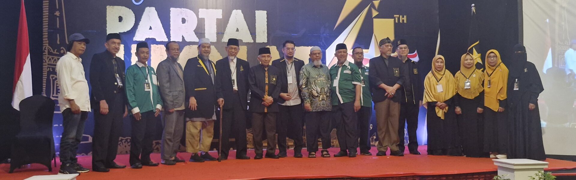 DUA PARTAI ISLAM BERSATU
