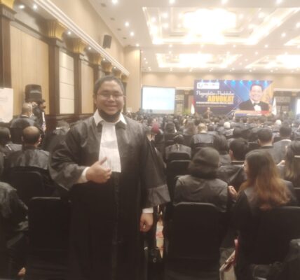 Memperkenalkan “Orang Awak” Direktur Hukum WPS Jakarta