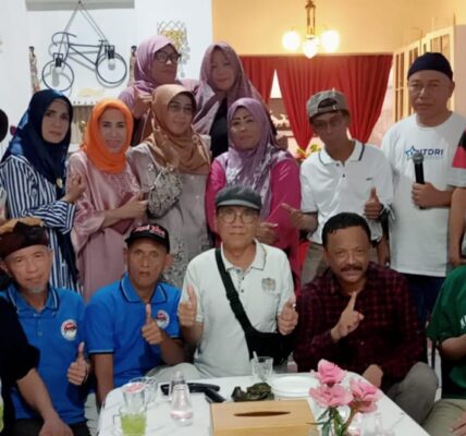 PENGGEMAR KOES PLUS PILIH PENGURUS BARU DI JAKARTA