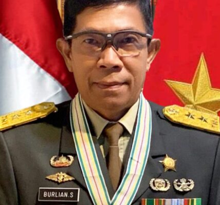 LIMA KRITERIA PENILAIAN BERITA