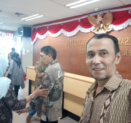 SEMINAR NASIONAL, UJI KLINIK TBC DI JAKARTA