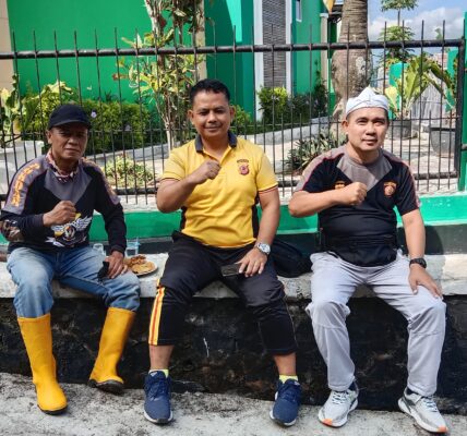 Pokdar Kamtibmas Sektor Cicalengka dan Polsek Cicalengka Gelar Bhakti Religi Sambut HUT Bhayangkara ke-79