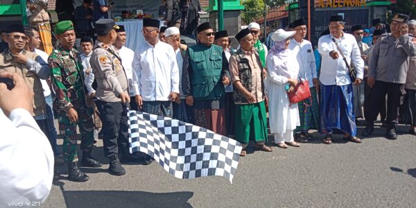 Forkopimcam, MUI, dan APDESI Cicalengka Gelar Pawai Ta’aruf Sambut Tahun Baru Islam 1447 H