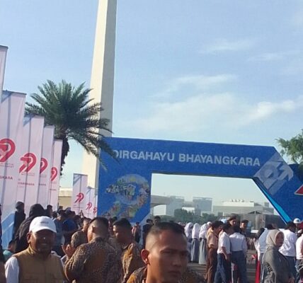 Pokdar Kamtibmas Sektor Cicalengka Hadiri Perayaan HUT Bhayangkara ke-79 di Monas, Jakarta