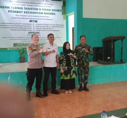 Kapolsek Nagreg Hadiri Pisah Sambut Camat Nagreg, Serah Terima Jabatan dan Purna Tugas Pegawai Berlangsung Khidmat