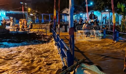 BANJIR BANDANG MELANDA KAMPUNG DI TASIK