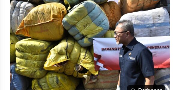 Ditemukan Gudang dan pabrik serta dagang illegal di Pik 2 yang merasuk ke jantung bisnis perdagangan pasar Indonesia melalui pasar digital .