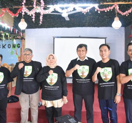 FWJ Indonesia & PPRI Indonesia Berkomitmen Mensupport Gerai Lengkong Academy