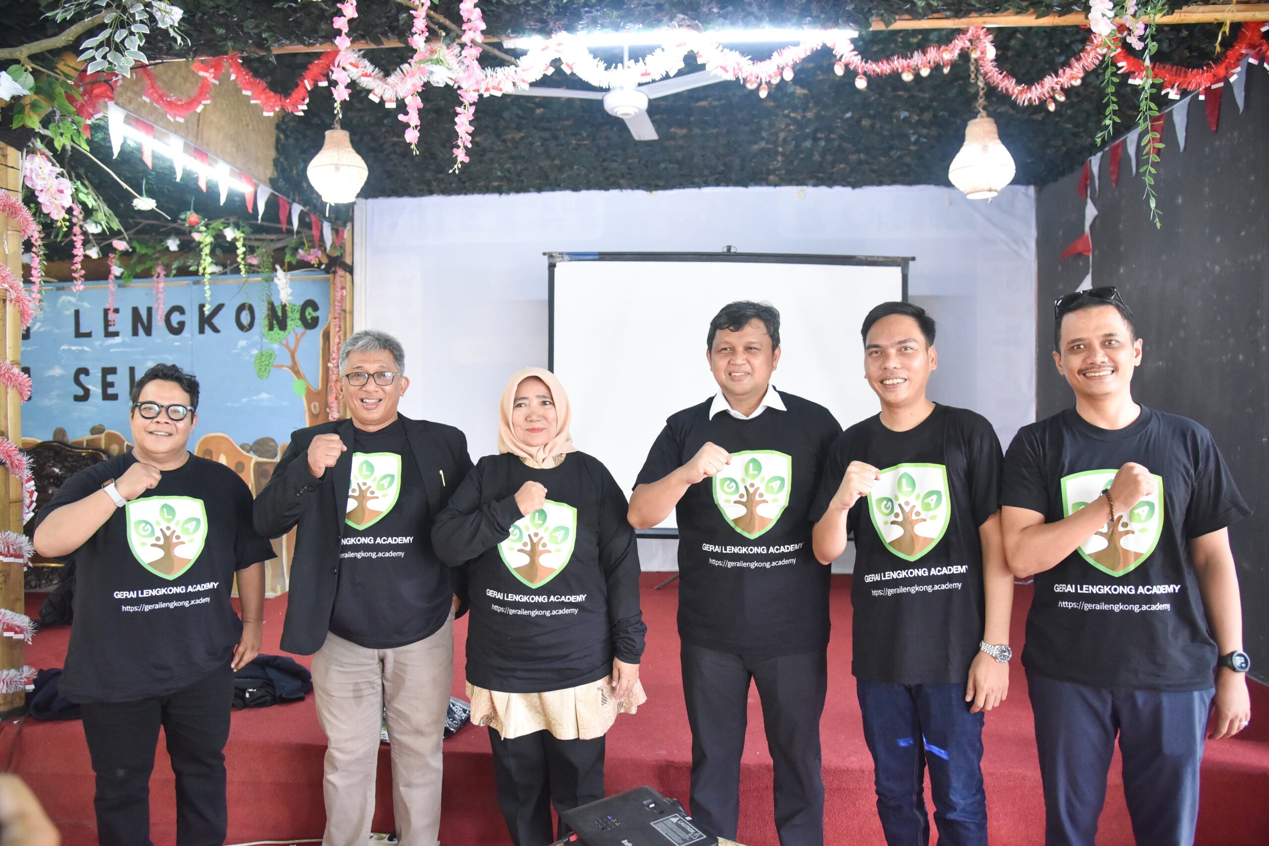 FWJ Indonesia & PPRI Indonesia Berkomitmen Mensupport Gerai Lengkong Academy