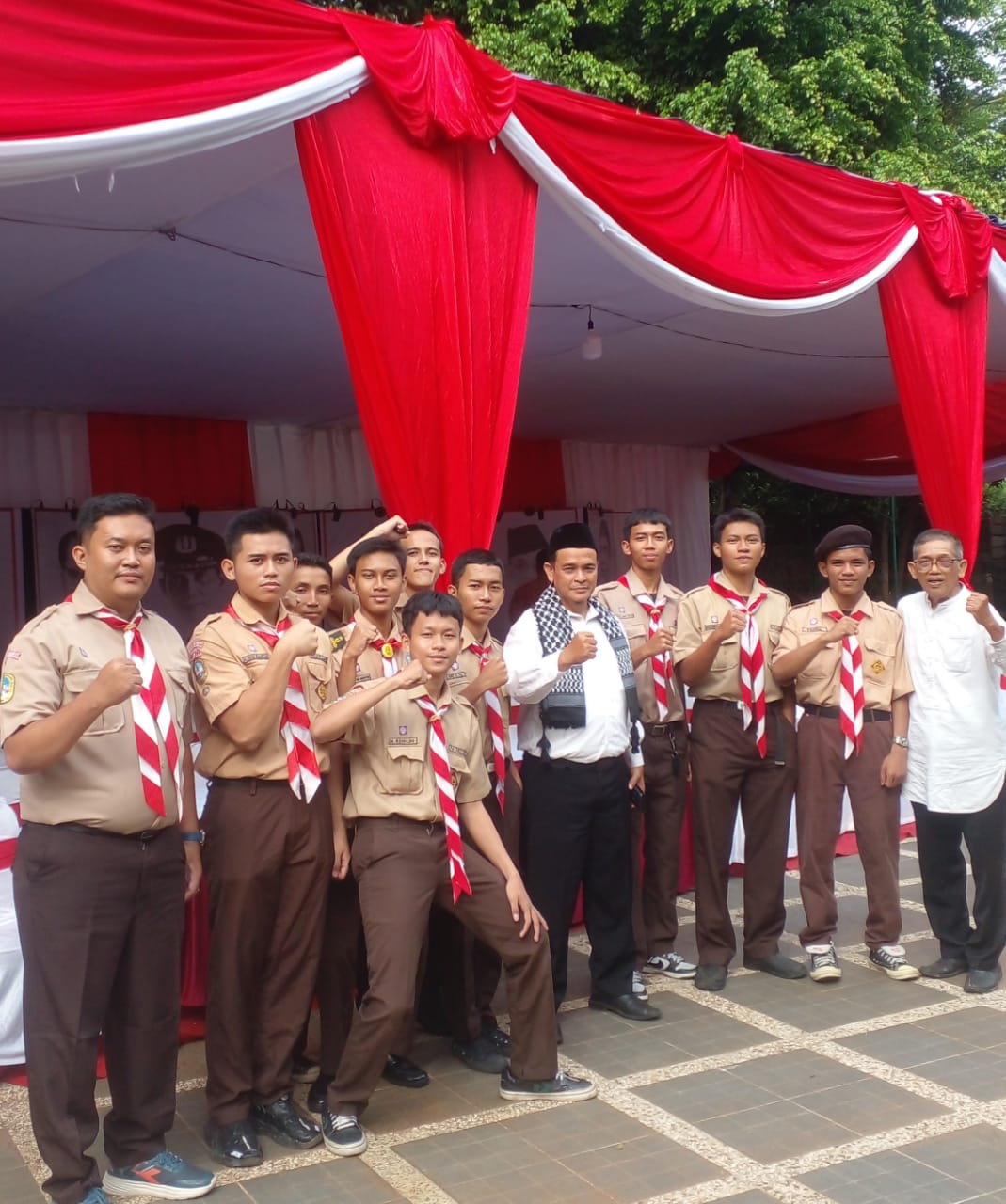 GUBERNUR INGATKAN PRAMUKA, KADER PEMIMPIN MASA DEPAN