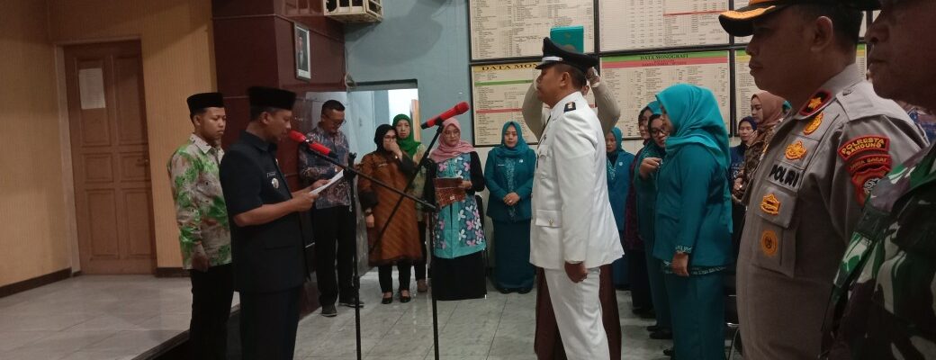 Pelantikan dan Serah Terima Jabatan Kepala Desa Cikuya Serta Pelantikan Ketua TP PKK Desa Cikuya, Kecamatan Cicalengka Pelantikan dan Serah Terima Jabatan Kepala Desa Cikuya Serta Pelantikan Ketua TP PKK Desa Cikuya, Kecamatan Cicalengka