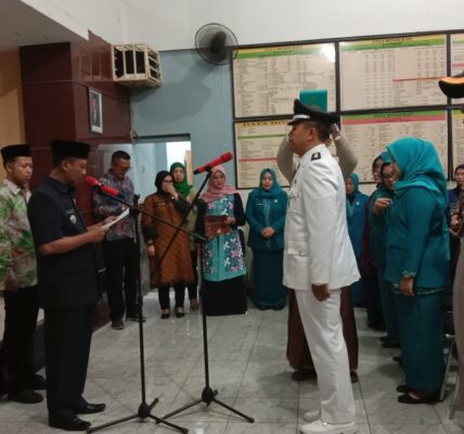 Pelantikan dan Serah Terima Jabatan Kepala Desa Cikuya Serta Pelantikan Ketua TP PKK Desa Cikuya, Kecamatan Cicalengka