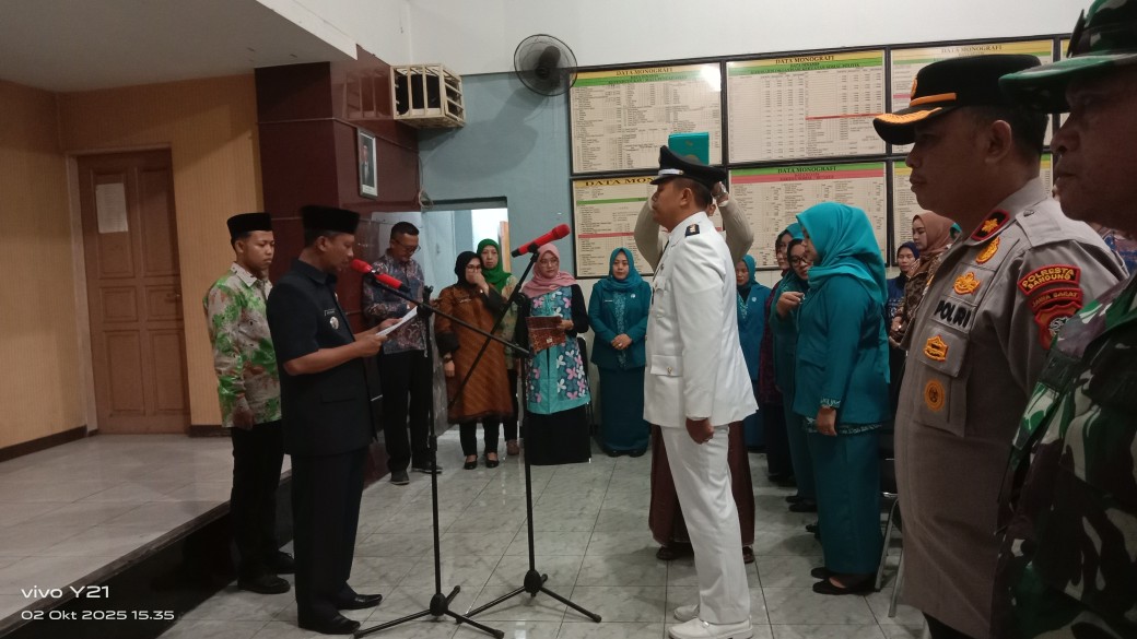Pelantikan dan Serah Terima Jabatan Kepala Desa Cikuya Serta Pelantikan Ketua TP PKK Desa Cikuya, Kecamatan Cicalengka
