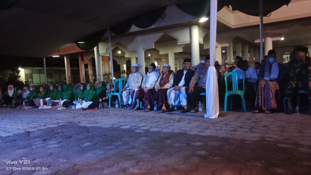 Ketua MUI Kecamatan Hadiri Tabligh Akbar dan Istighasah di Masjid Besar Cicalengka