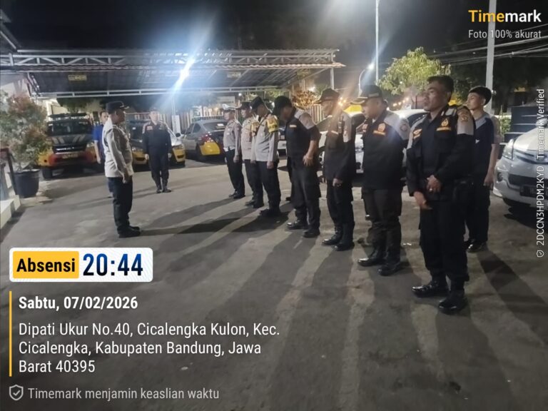 Pokdar Kamtibmas Ikuti Apel KRYD dan Pengamanan di Alun-Alun Cicalengka