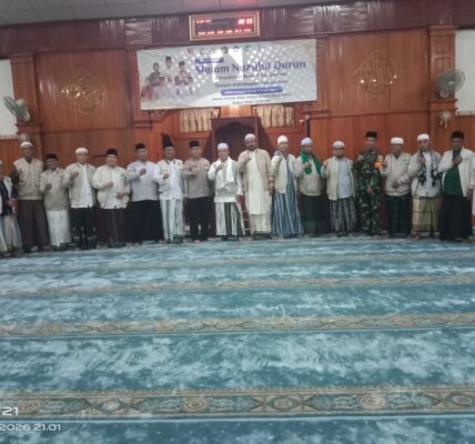 Taraweh Keliling Forkopimcam Cicalengka Di Laksanakan Di Masjid Besar Cicalengka
