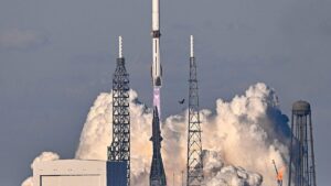 Roket Blue Origin Dikandangkan Setelah ‘Kecelakaan’ Menghancurkan Satelit Pelanggan