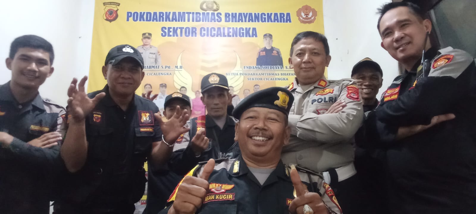 Pokdar Kamtibmas Sektor Cicalengka Ikut Giat KRYD, Bukti Sinergitas Polri dan Masyarakat Ciptakan Keamanan Lingkungan