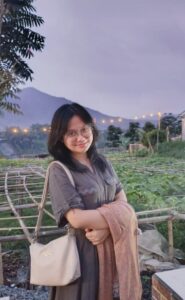 LEMBAGA PEMERINTAH, TAMPAKNYA MELIRIK BANTUAN PENDIDIKAN KEPADA YATIM DI BANDUNG