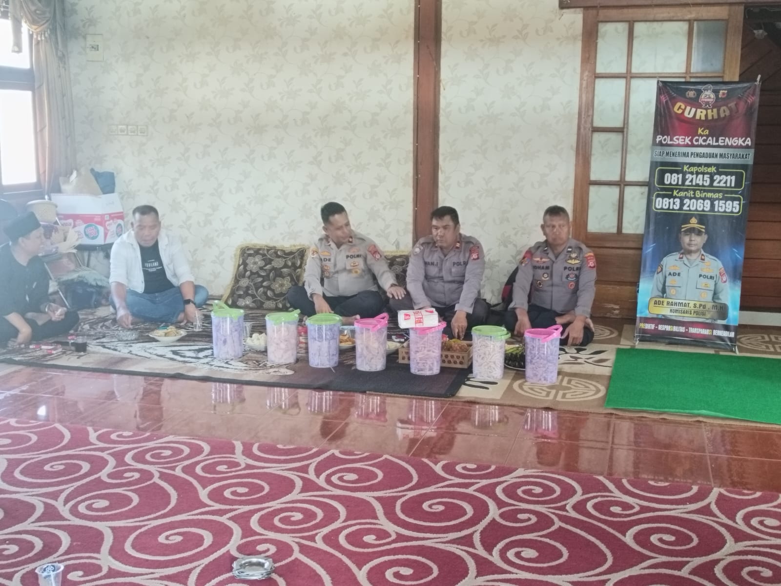 Polsek Cicalengka Gelar Jum’at Curhat Bersama Warga Desa Dampit, Bahas Dampak Negatif Miras dan Obat Terlarang